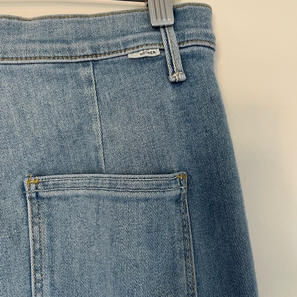 Mother The Drama Jeans in Mapping it Out Wash 29 - Picture 9 of 13